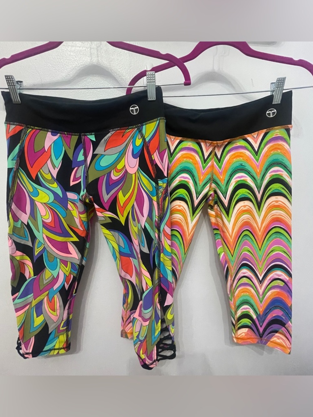 Tryna Turk Recreation Bundle of 2 Neon Floral Print leggings Capri Rare